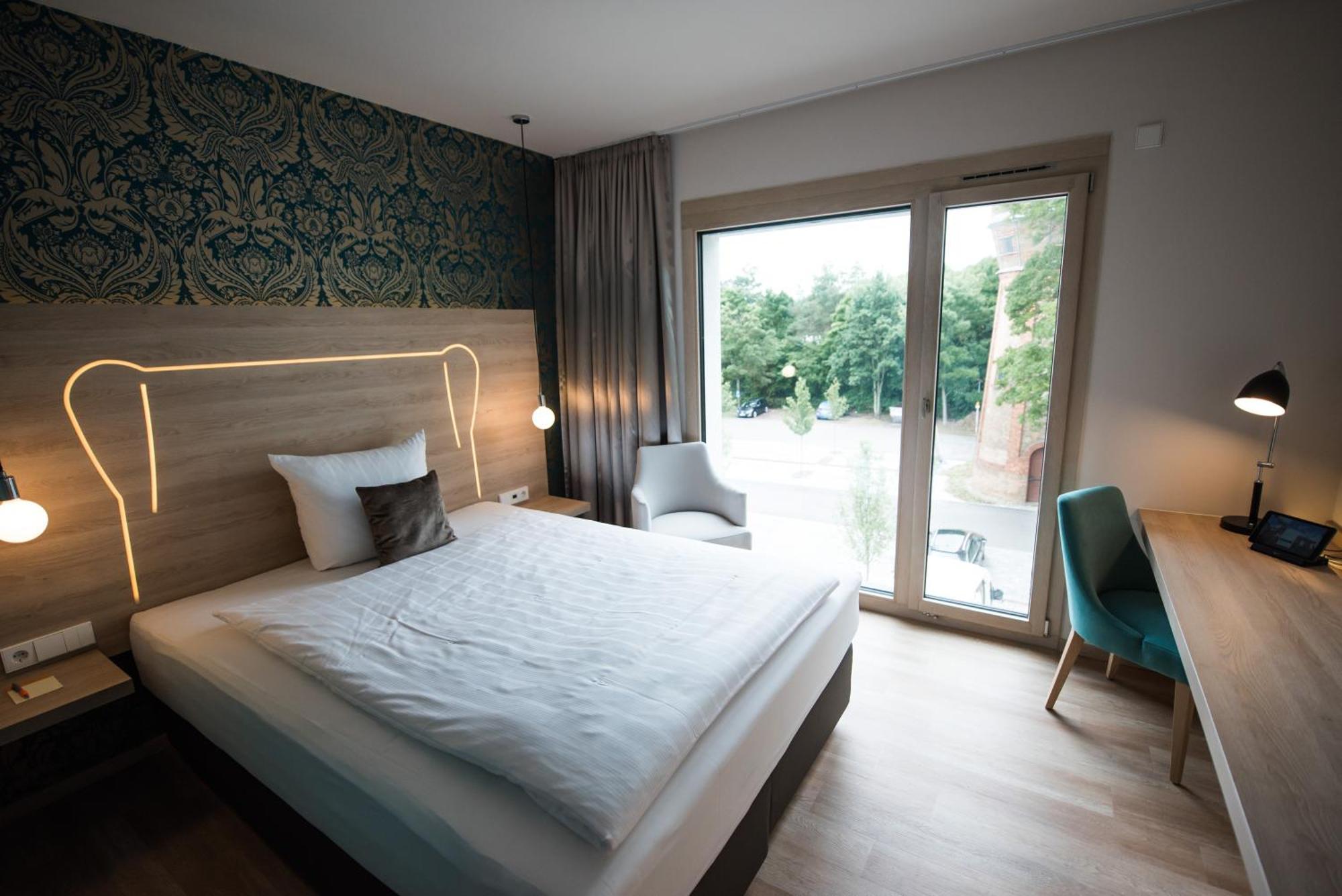Parkhotel Schillerhain Кирххаймболанден Стая снимка
